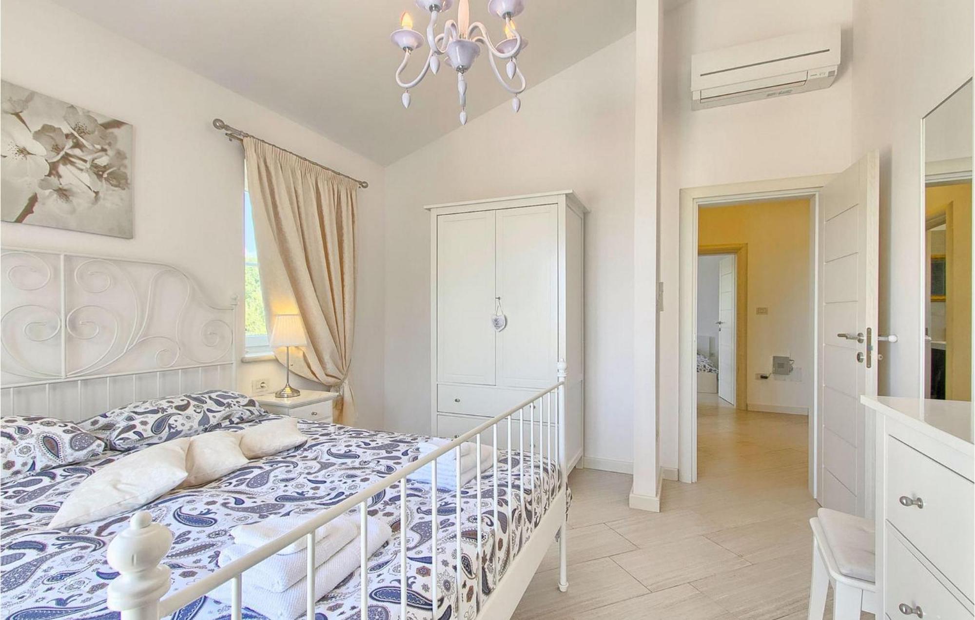 Holiday home Bianchera *