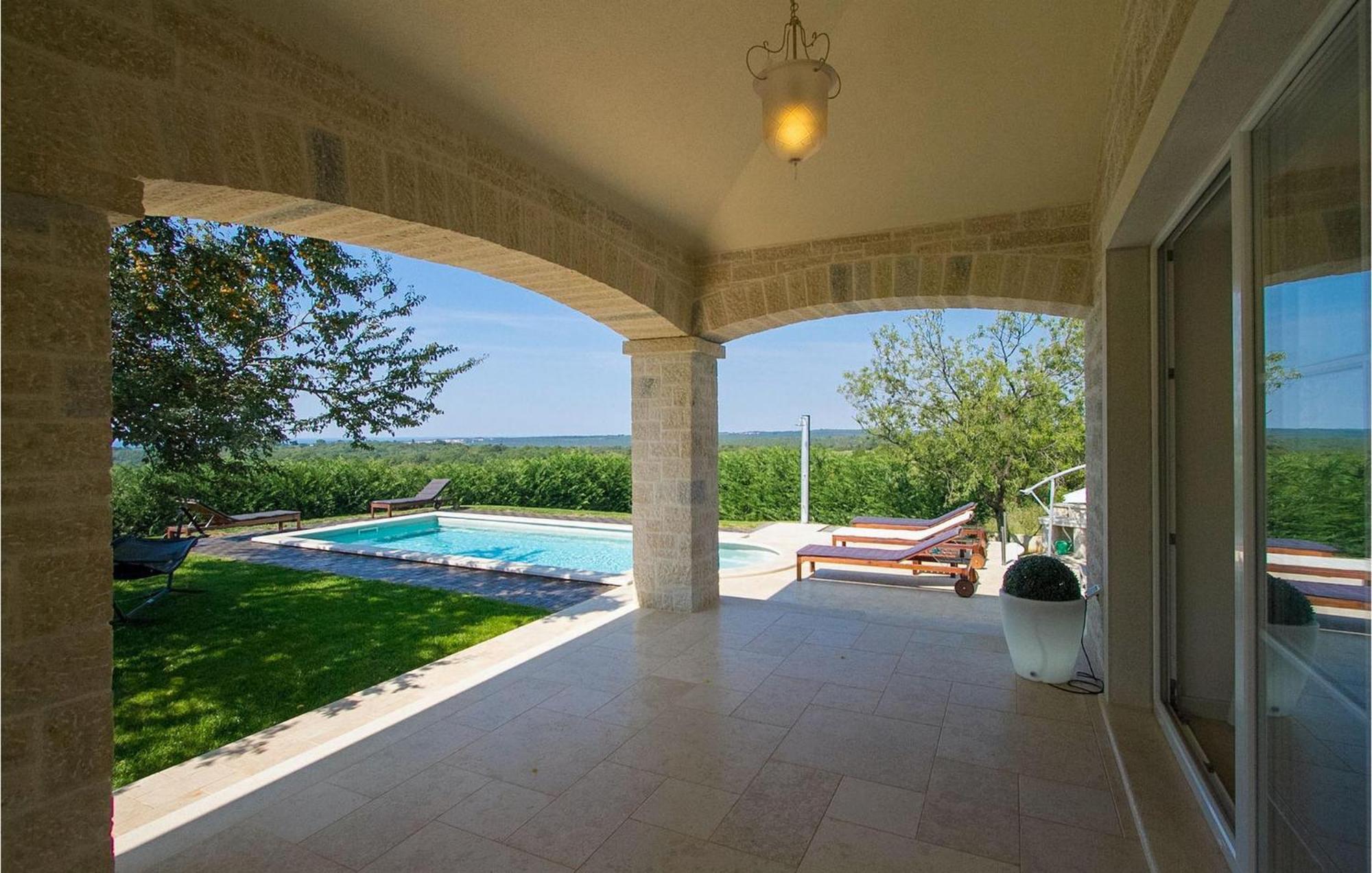 Bianchera Holiday home *